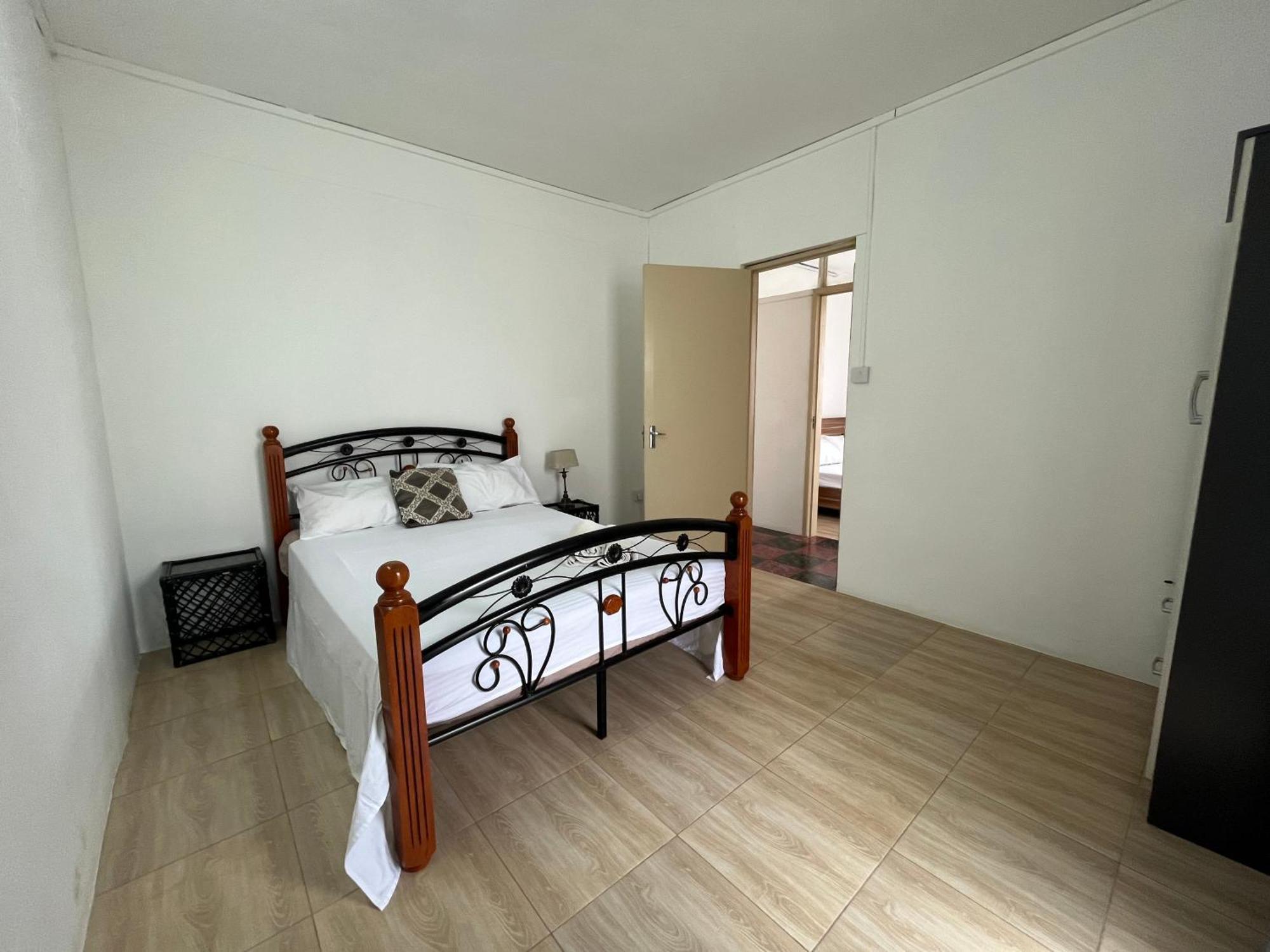 Tropical Retreats Apartment Flic en Flac Exterior photo